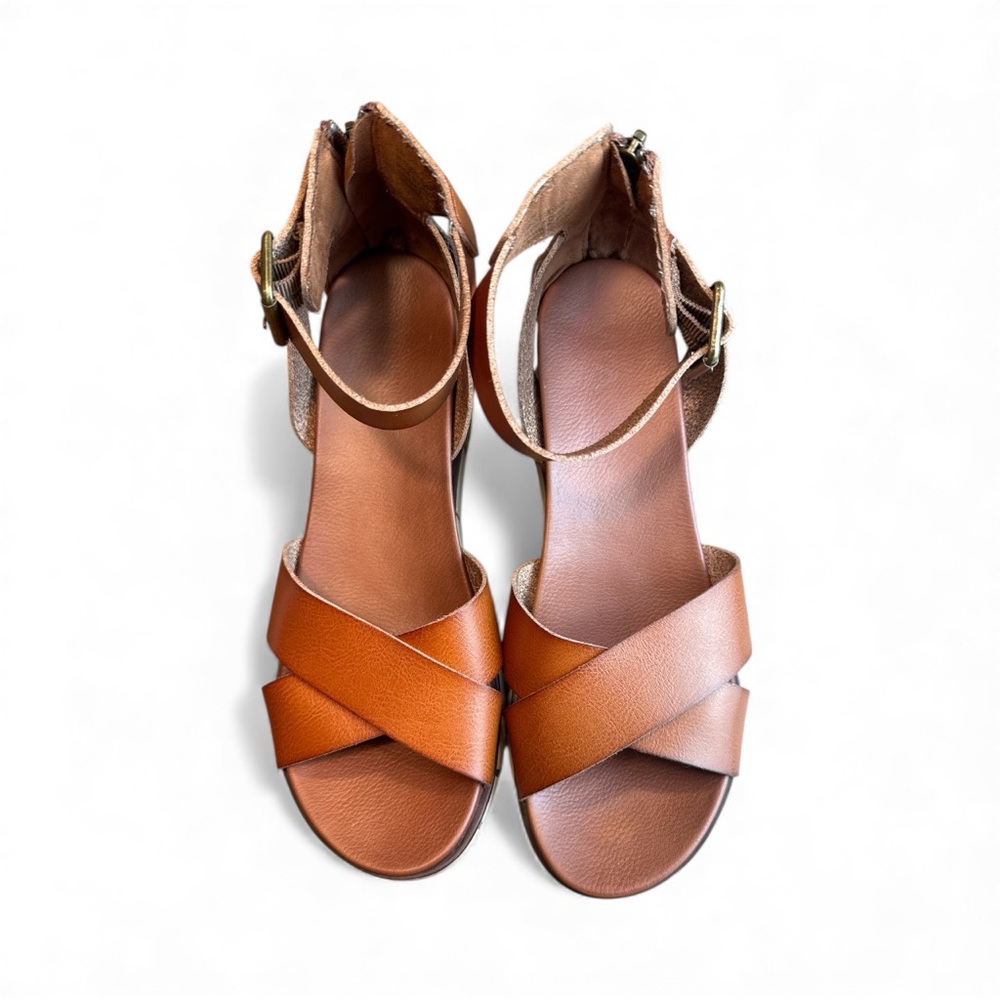 Mia Women's Lauri Sandals Cognac Wedge Shoes - Picture 7 of 7